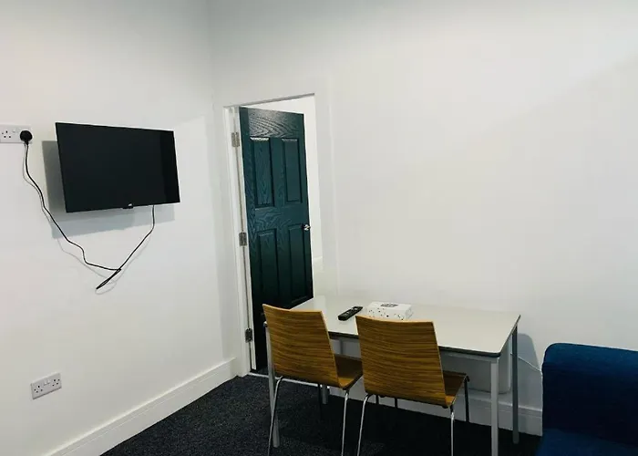 Marina 브래드퍼드